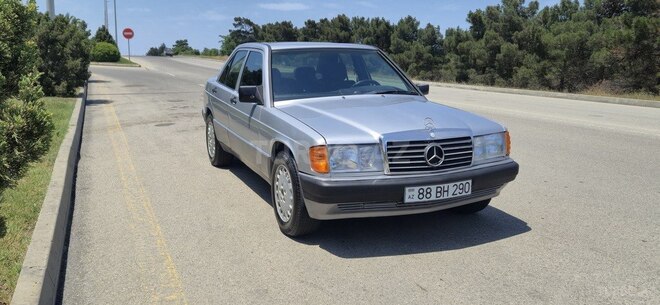 Mercedes 190-3
