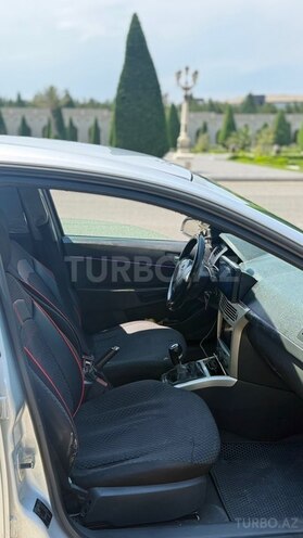 Opel Astra-10