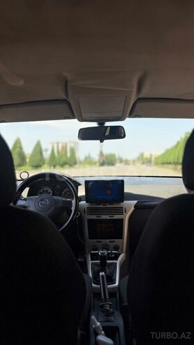Opel Astra-12