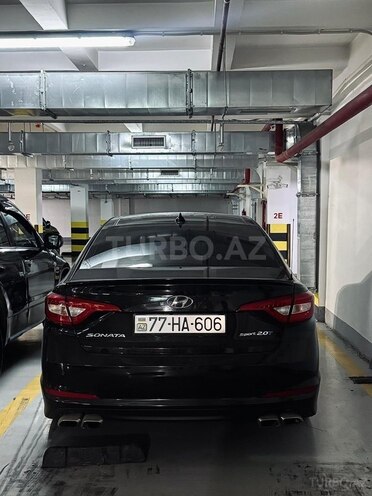 Hyundai Sonata-4