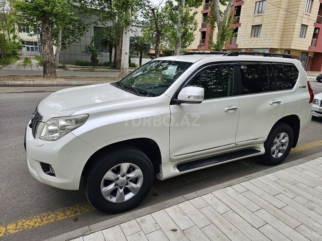 Toyota Land Cruiser Prado-4