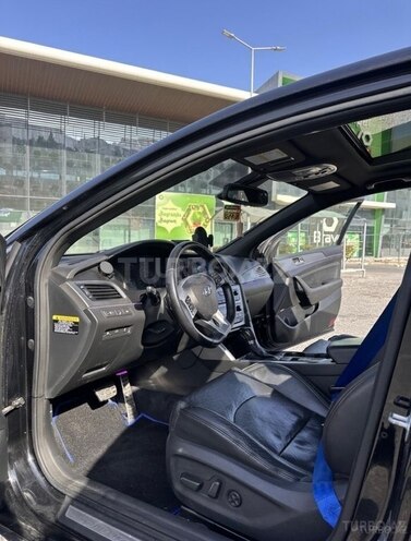 Hyundai Sonata-10