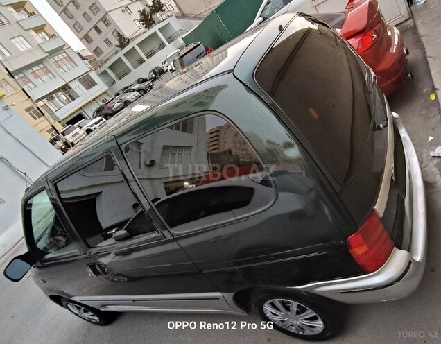 Nissan Serena-5