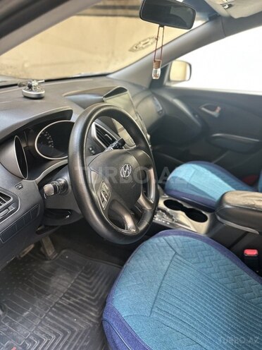 Hyundai ix35-13