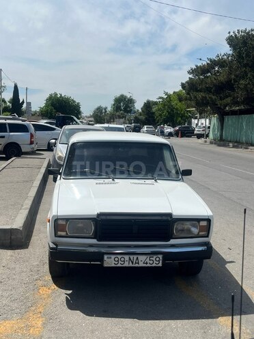 LADA (VAZ) 2107-4