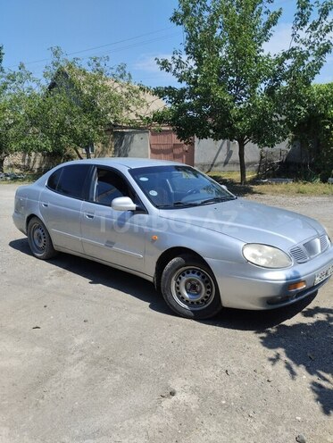 Daewoo Leganza-8