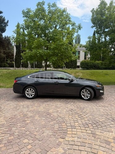 Chevrolet Malibu-9