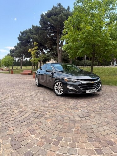Chevrolet Malibu-8