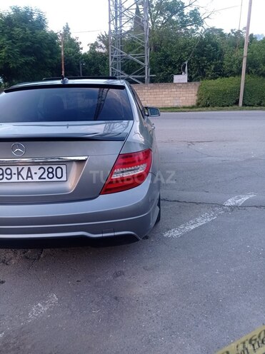 Mercedes C 250-7