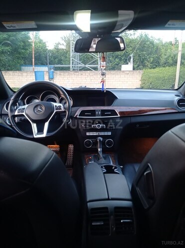 Mercedes C 250-10