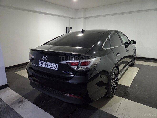 Hyundai Sonata-8