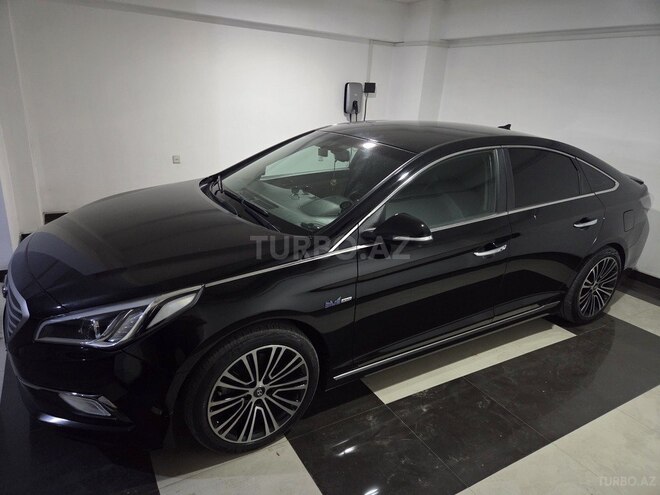 Hyundai Sonata-5