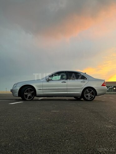 Mercedes C 240-2