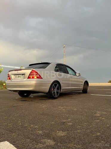 Mercedes C 240-7
