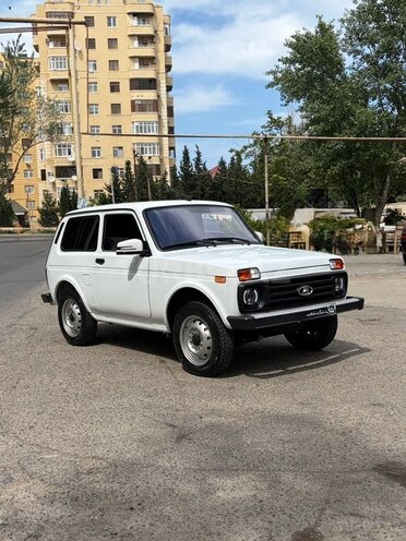 LADA (VAZ) Niva-4