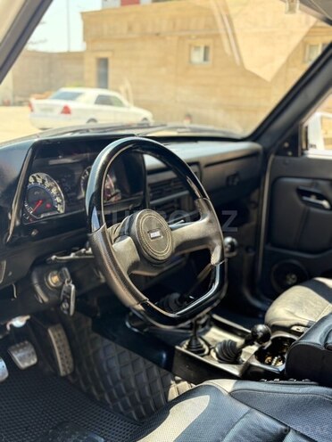 LADA (VAZ) Niva-3
