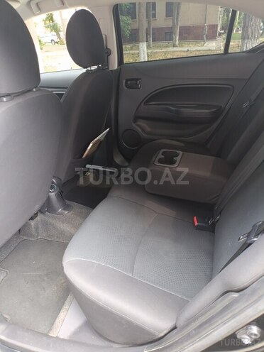 Mitsubishi Mirage-8