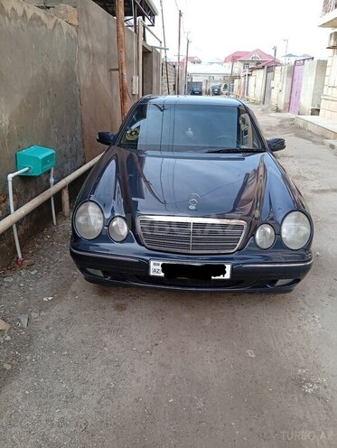 Mercedes E 280-6