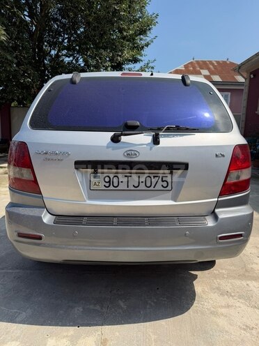 Kia Sorento-12