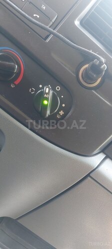 Ford Transit-18