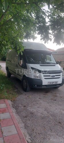 Ford Transit-3