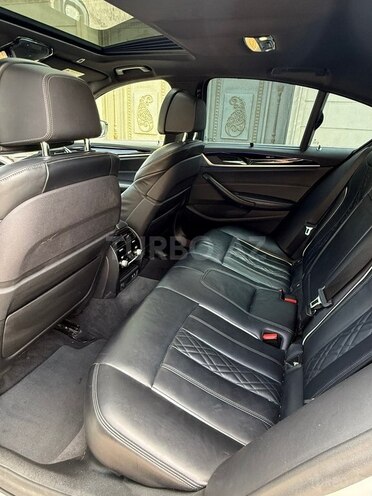 BMW 520d-10