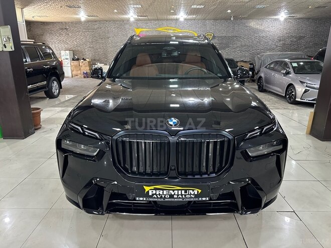 BMW X7-1