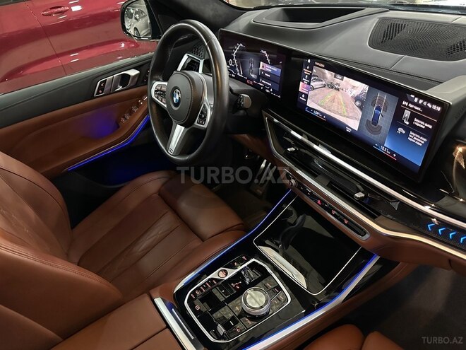 BMW X7-18