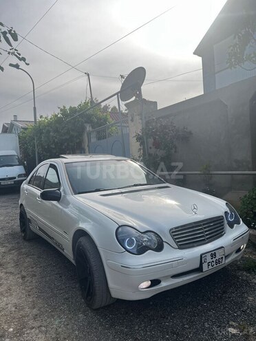 Mercedes C 240-1