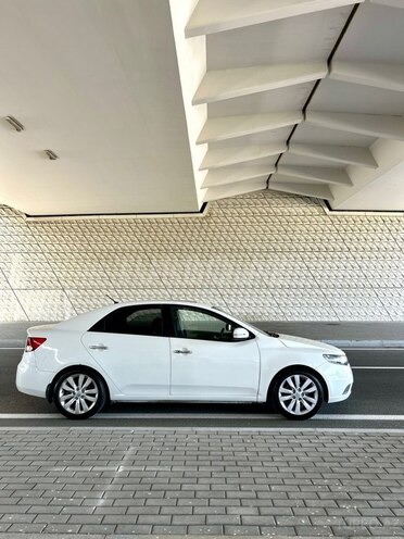 Kia Cerato-4