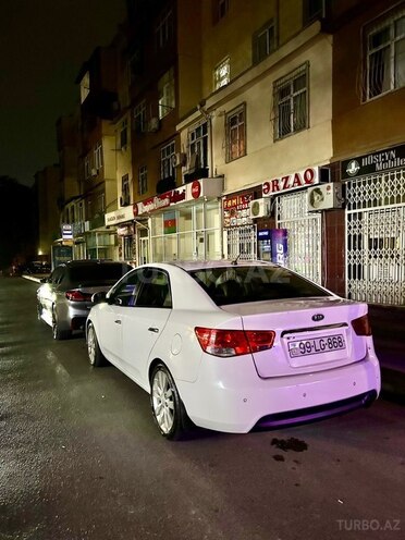 Kia Cerato-12