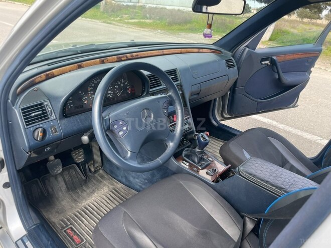 Mercedes C 180-5