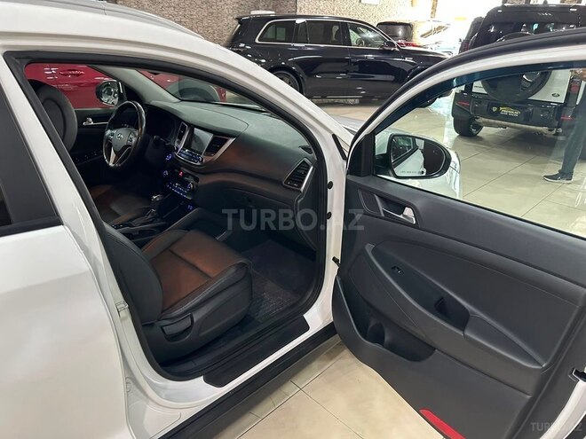 Hyundai Tucson-11