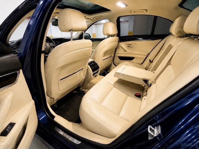 BMW 525-6