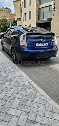 Toyota Prius-4