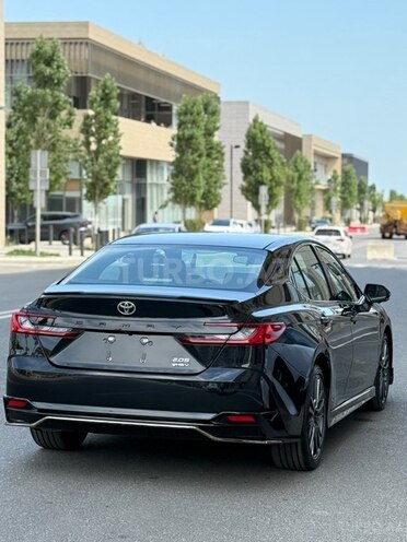 Toyota Camry-4