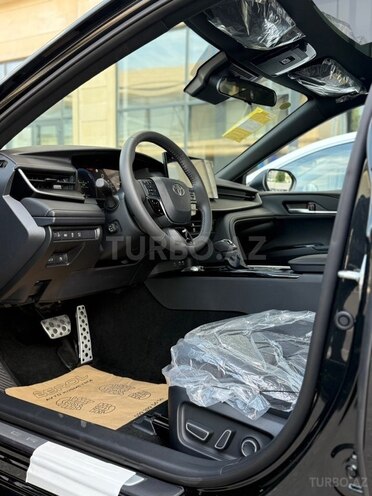 Toyota Camry-6