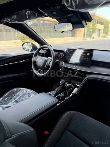 Toyota Camry-7
