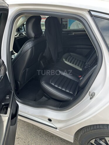 Ford Fusion (North America)-13