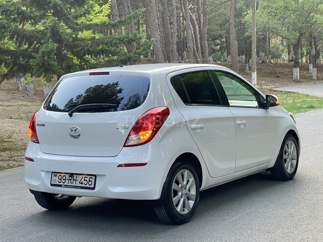 Hyundai i20-9