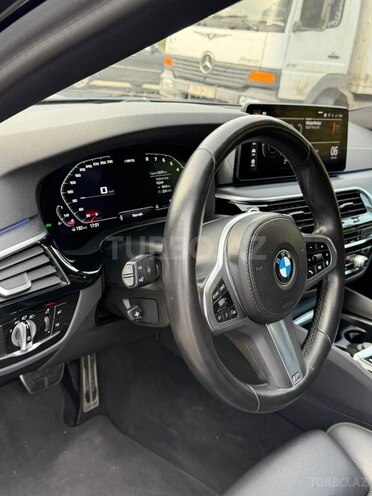 BMW 530-8