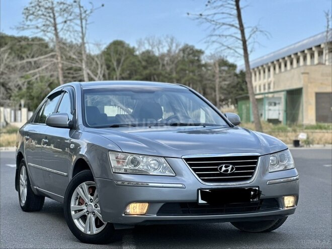 Hyundai Sonata-1