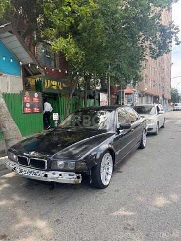 BMW 735-2