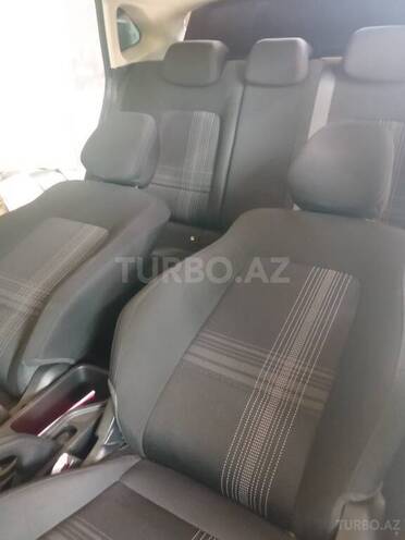 Hyundai i20-5
