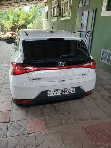 Hyundai i20-11