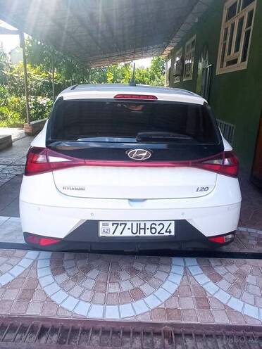 Hyundai i20-10