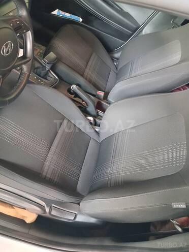 Hyundai i20-9