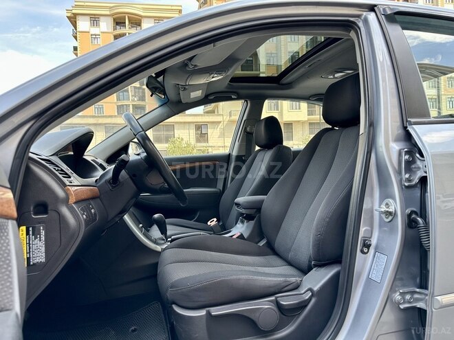 Hyundai Sonata-18