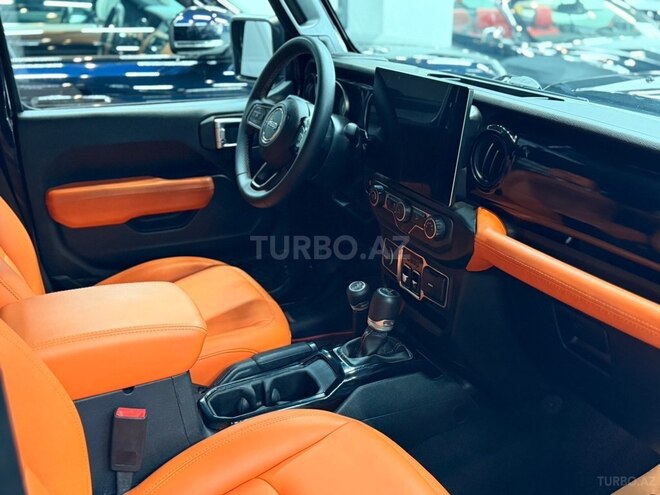 Jeep Wrangler-14