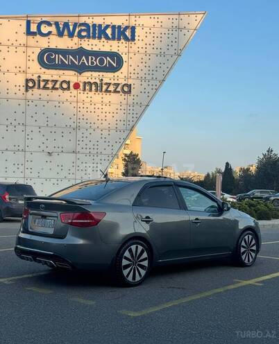 Kia Cerato-3